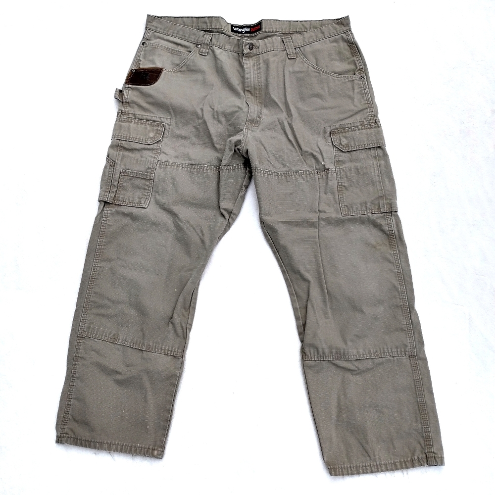 Wrangler Riggs Workwear Men's Pants Tan Size 42x30 Carpenter Cargo Canvas Cotton